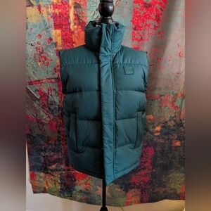 NWT Green 66 Degrees North Dyngja Down Vest (XS)
